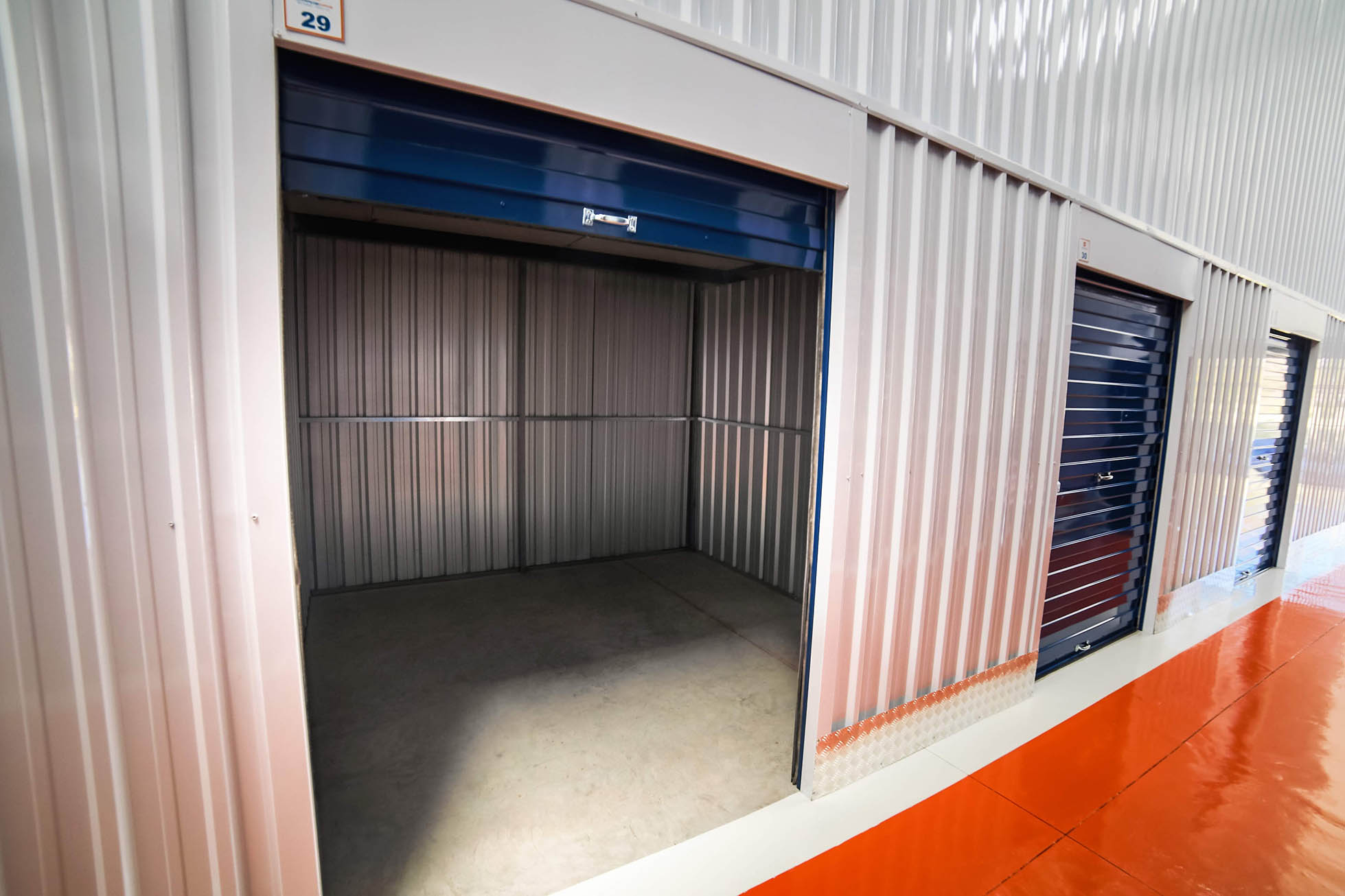 Box de guarda-móveis limpo e pronto para uso na Guardião Box Palhoça